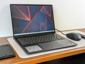 Análisis del convertible 2 en 1 Dell Inspiron 14 7445: La transición de Ryzen-U a Ryzen-HS