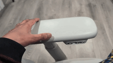 Giro + ajuste hacia delante y hacia atrás.