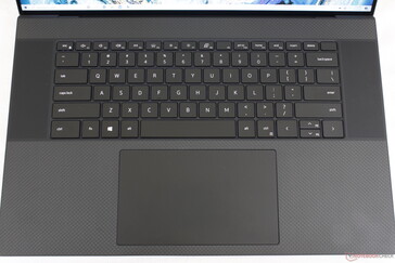Exactamente el mismo teclado y panel de control que en el XPS 15 9500, sin diferencias de tamaño o sensación.