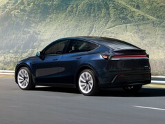 Model Y en azul metálico intenso
