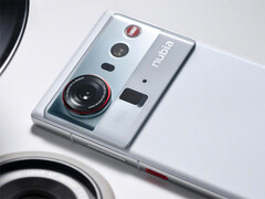 El Z80 Ultra se lanzará el 22 de octubre. En la imagen: la isla de la cámara del teléfono. (Fuente de la imagen: Nubia)