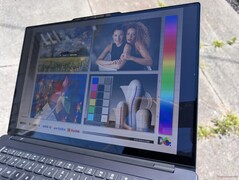 Al aire libre bajo la luz del sol