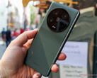 El Xiaomi 13 Ultra ha llegado a Europa en acabados Verde Oliva y Negro Ultra. (Fuente de la imagen: NotebookCheck)