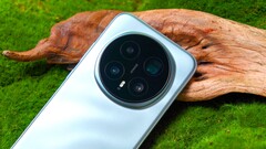 Una comparación de las especificaciones de la cámara de los buques insignia más importantes de China, incluido el Honor Magic 8 Pro. (Fuente de la imagen: Weibo)