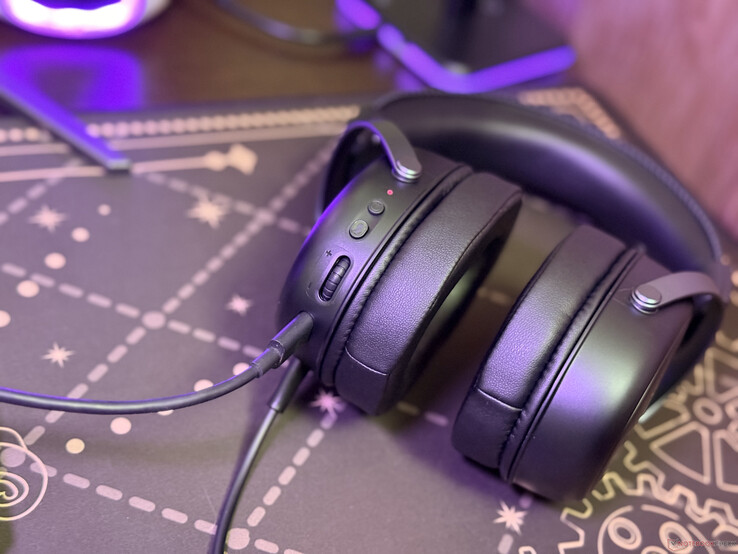 El Akko Verge S9 Ultra en modo con cable USB-C
