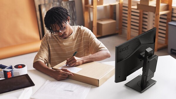 El Acer Chromebox Mini CXM2 puede montarse en la parte posterior de un monitor. (Fuente de la imagen: Acer)