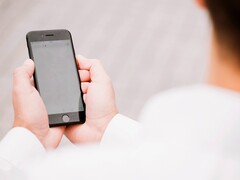 Instagram está eliminando el cifrado opcional de extremo a extremo de los mensajes directos el 8 de mayo de 2026, dando a Meta la capacidad de leer el contenido de DM por primera vez desde 2023.