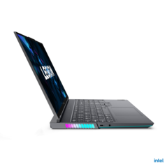 Lenovo Legion 7i - Iluminación RGB izquierda. (Fuente de la imagen: Lenovo)