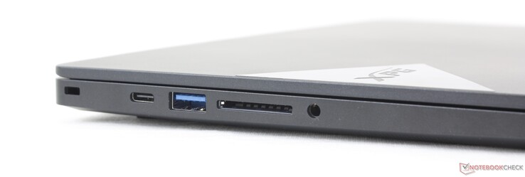 Izquierda: bloqueo Kensington, USB-C 3.0 Gen. 2, lector de tarjetas SD, conector de audio de 3,5 mm