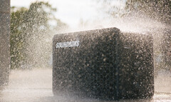 El altavoz portátil SOUNDBOKS Go pesa 9,2 kg. (Fuente de la imagen: SOUNDBOKS)