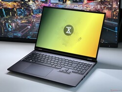 Muestra de ingeniería del Tuxedo Stellaris 16 Gen 7