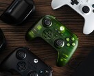 El mando 8BitDo Ultimate de 3 modos para Xbox (en la imagen) se conecta a las consolas Xbox mediante un cable USB. (Fuente de la imagen: 8BitDo)