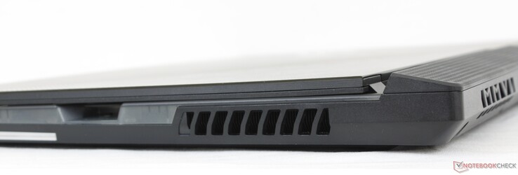 A la derecha: Asus Keystone