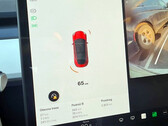 Nueva prueba de conducción del Model 3 con aparcamiento activo Vision-only (imagen: NotTeslaApp)