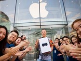 El Vision Pro tiene un comienzo tibio, pero Apple funciona con gafas inteligentes. (Fuente de la imagen: Apple)