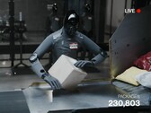 Una captura de pantalla de la retransmisión en directo muestra la Figura AI 03 clasificando paquetes.