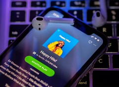 Spotify Premium cuesta sólo 11,99 euros al mes. (Foto: Omid Armin)