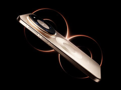 La serie Mate 80 debería constar de cuatro modelos, muchos de ellos con un llamativo colorway dorado. (Fuente de la imagen: Huawei)