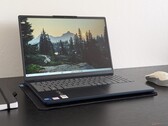Análisis del portátil Lenovo IdeaPad Slim 3 15IRH10R: Estreno del Intel Core 5 210H