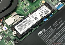 La SSD NVMe Samsung PM9A1 se ralentiza mucho bajo carga constante