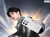 El teléfono para juegos 2026 Legion Y70 contará con el Snapdragon 8 Gen 5 no Elite. En la imagen: una foto promocional del smartphone en color blanco.