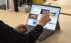 La Surface Pro X es el único dispositivo de Microsoft que se comercializa con Windows en ARM hasta ahora. (Fuente de la imagen: Microsoft)