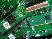 El Raspberry Pi Compute Module 3E es otra alternativa al Compute Module 3+, tras el Compute Module 4S. (Fuente de la imagen: @PiOCKET)