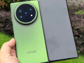 El Vivo X Fold5 en uno de sus tres colores de lanzamiento. (Fuente de la imagen: vía Shido Tatushiko)