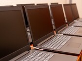 Esta primavera podrían aparecer más modelos de portátiles asequibles. (Fuente de la imagen: Adobe Stock)