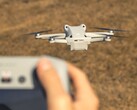 Una vez más, las especificaciones importantes del mini dron DJI Mini 5 Pro con sensor de 1 pulgada han sido confirmadas por una foto del embalaje. (Fuente de la imagen: Bastian Riccardi, editado)