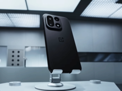 El OnePlus 15.
