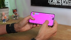 El problema de la pantalla morada en el Pixel 11 Pro