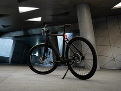 La bicicleta eléctrica inteligente Tezeus C8 cuenta con integración de Google Maps. (Fuente de la imagen: Tezeus)