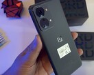 El OnePlus Nord 2T por detrás. (Fuente de la imagen: Sahil Karoul)