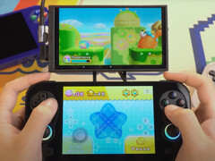 Anbernic se ha burlado del juego de doble pantalla de Nintendo DS en algunas portátiles recientes, incluida la RG476H que aparece en la imagen. (Fuente de la imagen: Anbernic)