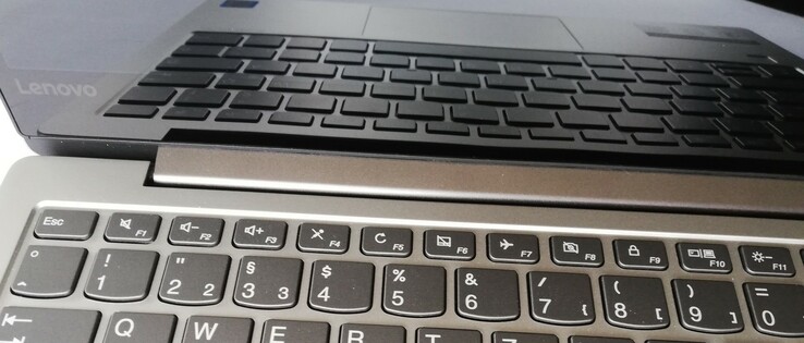 Lenovo IdeaPad S530-13IWL Lenovo IdeaPad S530-13IWL