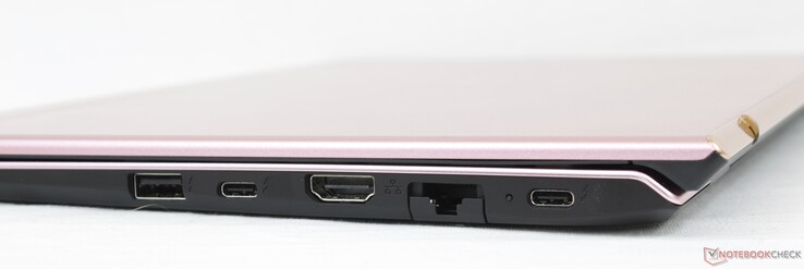 Derecha: USB-A 3.0, 2x USB-C con Thunderbolt 4 + DisplayPort + Power Delivery, HDMI, Gigabit RJ-45