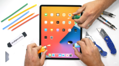 La nueva pantalla del iPad Pro estuvo más tiempo con el mechero que de costumbre. (Fuente: YouTube)