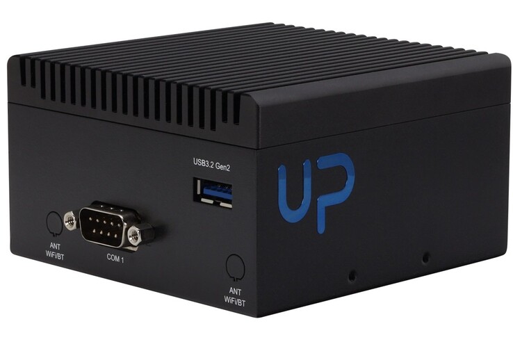 El mini PC ofrece un puerto COM (Fuente de la imagen: Aaeon)