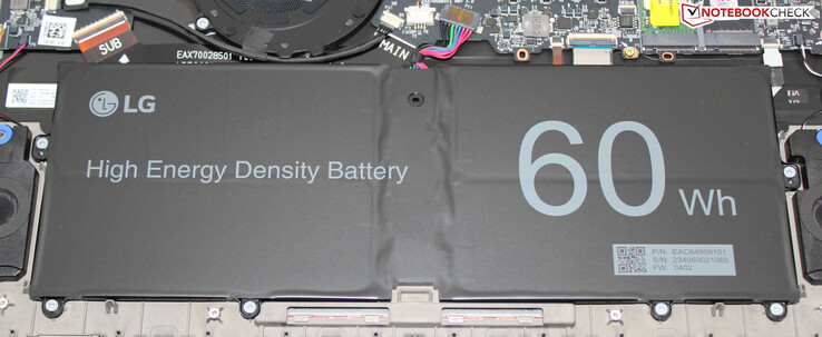 La batería ofrece una capacidad de 60 Wh.