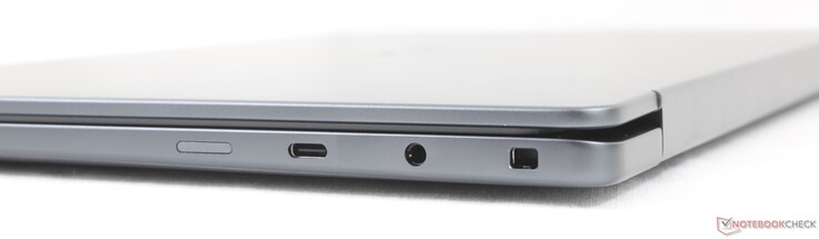 Correcto: USB-A 4.0 con DisplayPort 2.1 + Power Delivery, auriculares de 3,5 mm, Noble Lock