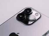Apple se ha encargado de conseguir pantallas para el iPhone 14 de Samsung, LG y BOE. (Fuente de la imagen: Howard Bouchevereau)