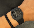 El Casio F-B100W-1BJF (en la imagen) en una muñeca.