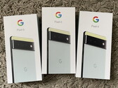 El Pixel 6 comenzará a enviarse a principios del mes que viene. (Fuente de la imagen: @andrei_eclynoh)