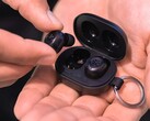 Los JBuds Mini son los auriculares inalámbricos más pequeños disponibles de una gran marca (Fuente de la imagen: JLab)