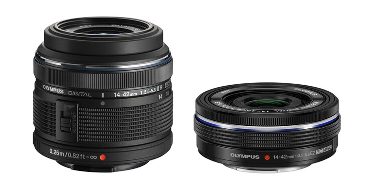 Además del 14–42 mm f/3,5–5,6 II (izquierda), Olympus también ofrece una versión compacta EZ de su objetivo zoom de kit.