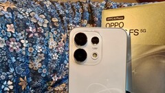 El Oppo Reno 16 FS cuenta con un excelente sistema de cámara, pero a cambio tendrá que aceptar algunas concesiones.