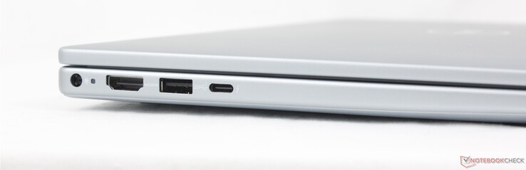 Izquierda: adaptador de CA, HDMI 1.4, USB-A 3.2 Gen. 1, USB-C con Thunderbolt 4 + DisplayPort + Power Delivery