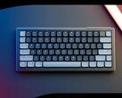 Teclado para juegos Cherry Xtrfy K63W Pro con conectividad LE-UWB.