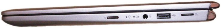 A la derecha: Botón de encendido, conector de 3,5 mm, USB 2.0 tipo A, lector de tarjetas micro SD